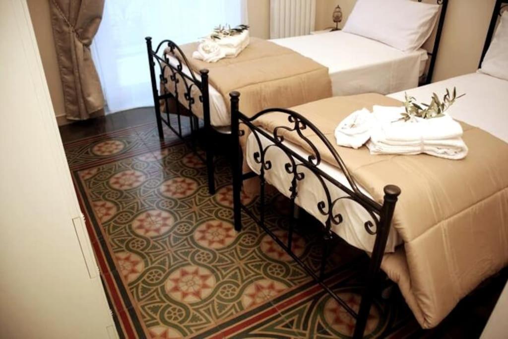Sealand-Guest House Bari Esterno foto