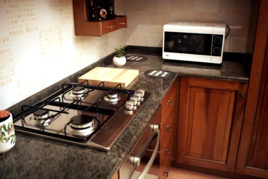 Sealand-Guest House Bari Esterno foto